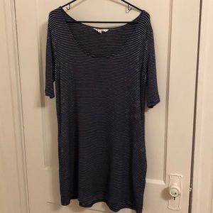 BB Dakota scoop neck dress with pockets